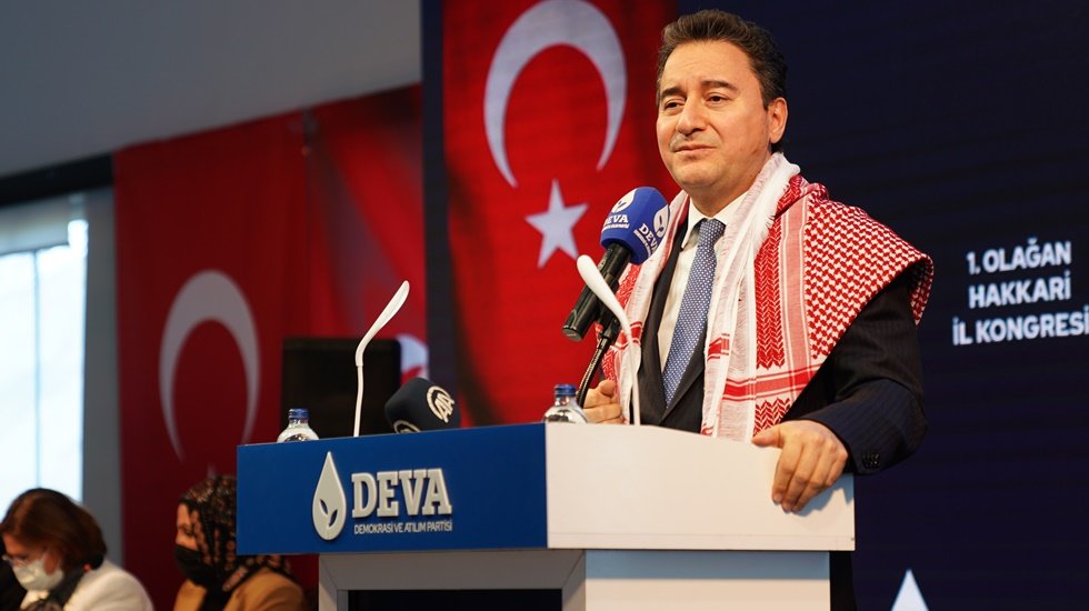 Babacan&rsquo;dan H&uuml;k&uuml;mete: &ldquo;K&uuml;rt meselesini yeniden dirilttiğiniz i&ccedil;in &ouml;z&uuml;r dileyin&rdquo;