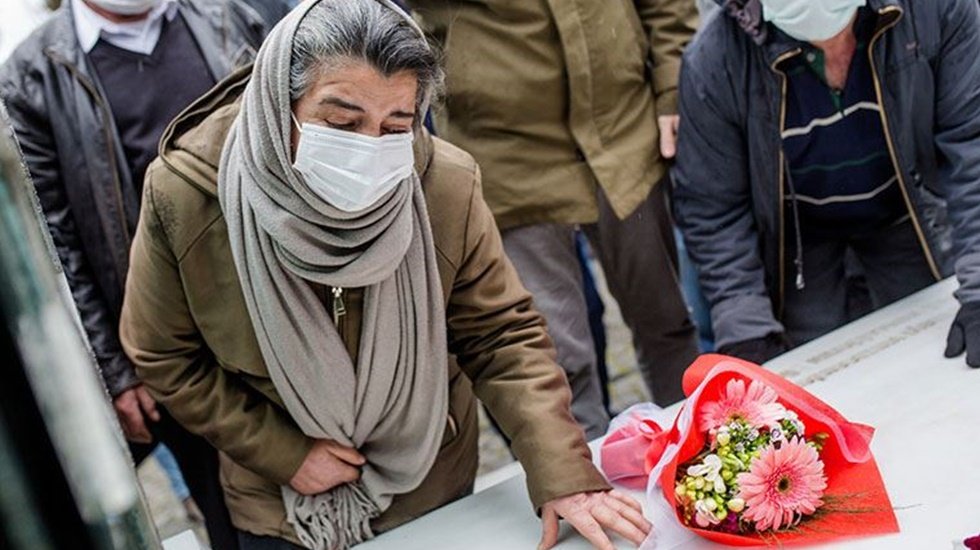 Berkin Elvan, &ouml;l&uuml;m&uuml;n&uuml;n 7. yılında mezarı başında anıldı