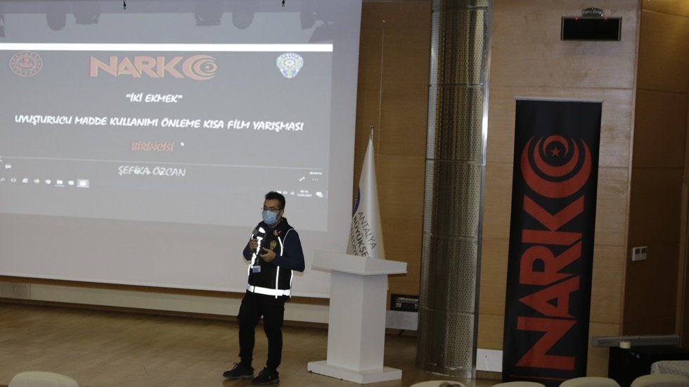 B&uuml;y&uuml;kşehir&rsquo;den ''En İyi Narkotik Polisi: Anne'' projesine destek