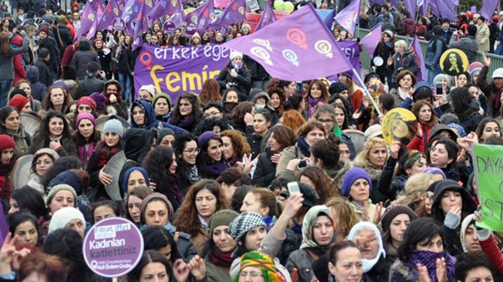 Kadınlar alanlara &ccedil;ıkıyor: İşte İl il y&uuml;r&uuml;y&uuml;ş programı&hellip;