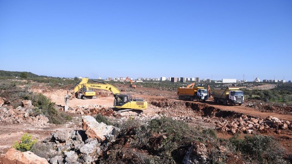 CHP&rsquo;li Budak: &ldquo;Beşli &ccedil;ete Antalya&rsquo;ya kadar uzandı&rdquo;