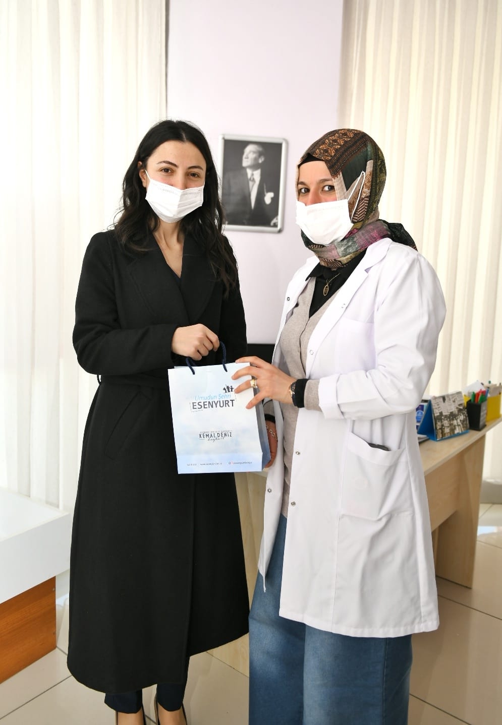 https://yenisoluk.com/uploads/2021/03/esenyurt sağlık çalışanı 2