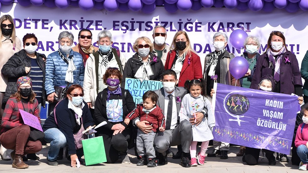 Fo&ccedil;a&rsquo;dan &lsquo;8 Mart D&uuml;nya Emek&ccedil;i Kadınlar G&uuml;n&uuml;&rsquo;ne selam