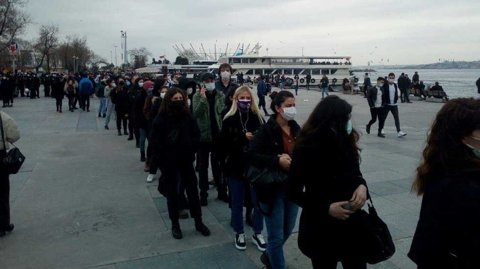 Kadınlar İstanbul S&ouml;zleşmesi i&ccedil;in Kadık&ouml;y'de bir araya geldi...