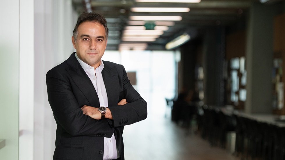 &ldquo;Koronavir&uuml;s aşısı bulaştırıcılığın&nbsp;&ouml;n&uuml;ne ge&ccedil;ebilecek mi?&rdquo;