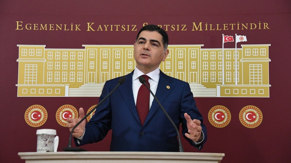 Naci Cinisli: &ldquo;Bug&uuml;nk&uuml; iktidar miadını doldurdu&rdquo;