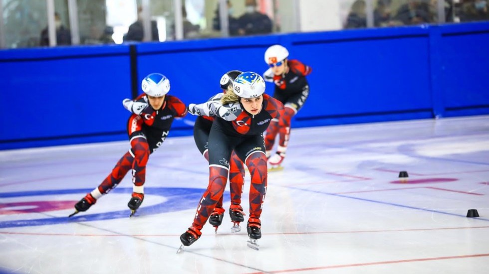 Pal-Kar’ın Short Track Sporcularından Tarihi Zafer