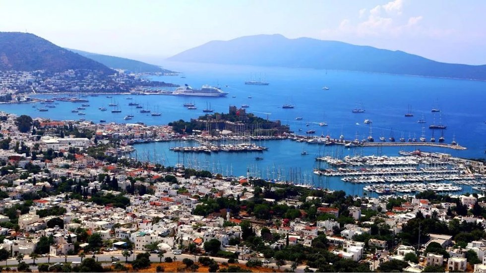Salgın dolaysıyla Muğla sahillerine 'yerli g&ouml;&ccedil; akını' N&uuml;fus normalin 4 katına &ccedil;ıkacak