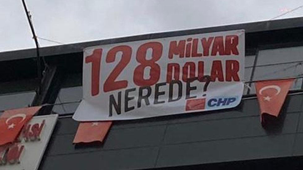 "128 milyar dolar nerede?" pankartları iade edildi