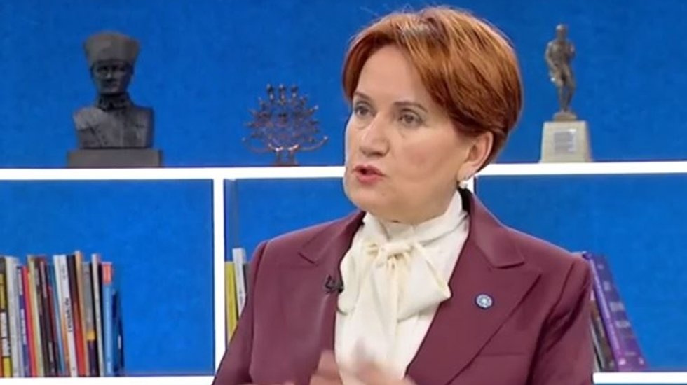 Akşener canlı yayında İmamoğlu&rsquo;nun ricasını paylaştı