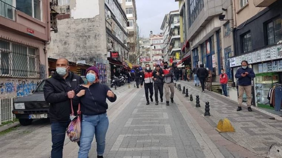 Boğazi&ccedil;i Direnişi'ne &ccedil;ok sert polis m&uuml;dahalesi: G&ouml;zaltılar var!
