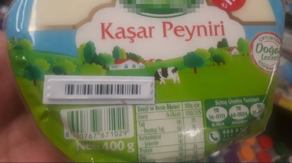 Buda oldu&hellip; &Ccedil;alınmasın diye kaşar peynirine &ccedil;ip taktılar