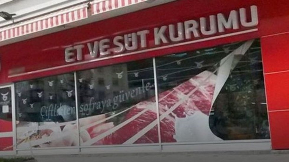 Et fiyatlarını zamlandıran m&uuml;d&uuml;r amacına ulaştı, İddia edilen kuyruklar bitti!