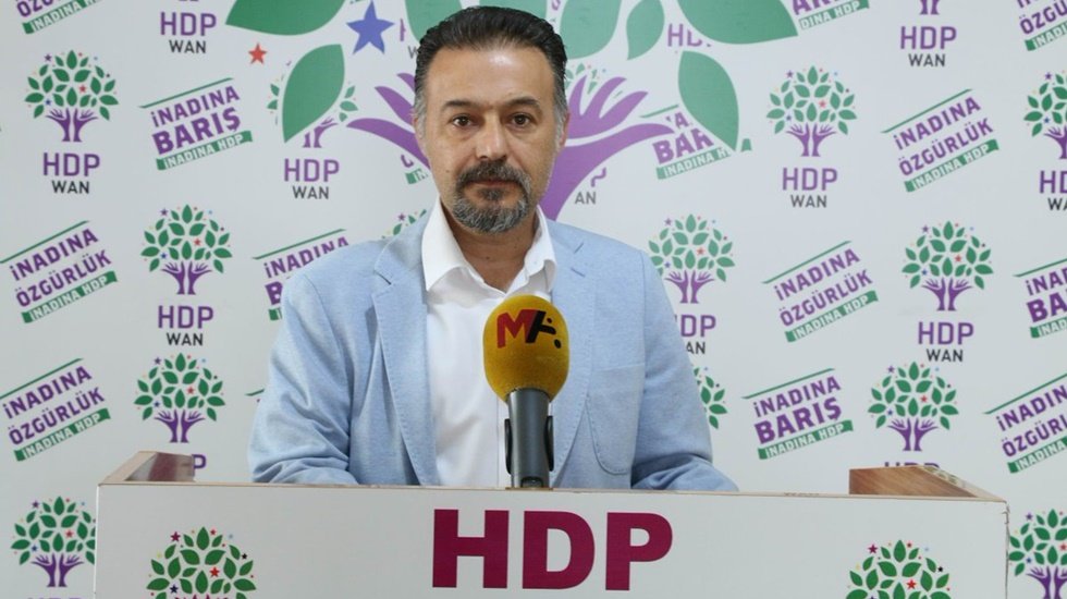 HDP&rsquo; Dede: &ldquo;AYM&rsquo;nin kararı ile HDP&rsquo;nin &ouml;n&uuml;ndeki tehdit ortadan kalkmış oldu&rdquo;