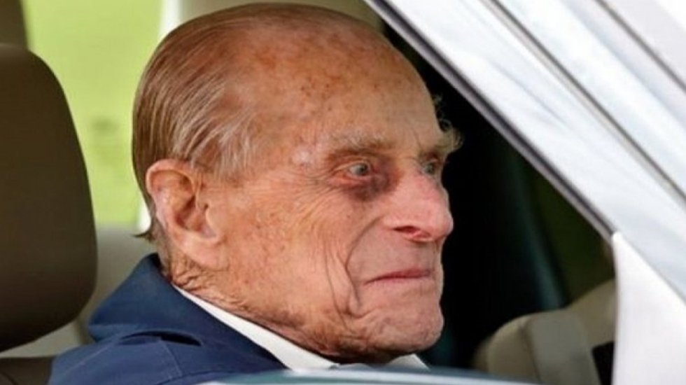 İngiltere Prensi Philip hayatını kaybetti