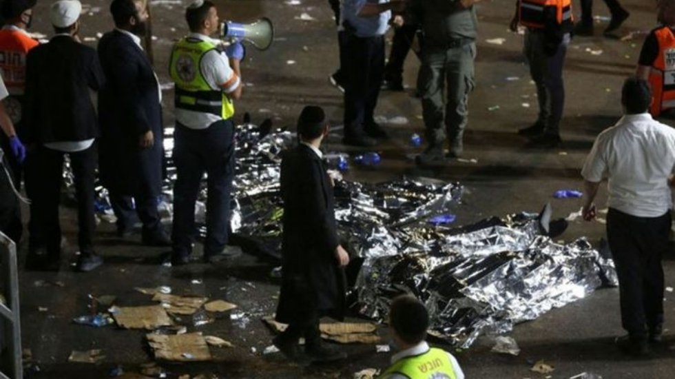 İsrail'de dini Lag BaOmer bayramı kutlamalarında yaşanan izdihamda 'en az 38 kişi &ouml;ld&uuml;'