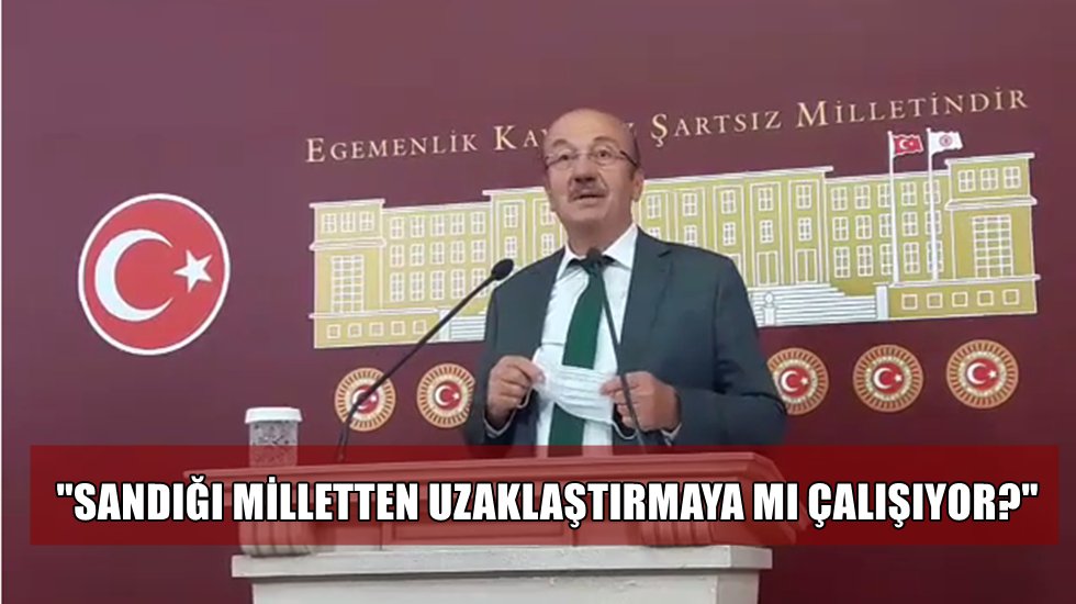 Bekaroğlu: &ldquo;O kendi Soylusuyla, kendi Pekeriyle kendi &Ccedil;akıcısıyla, hem &ccedil;alarlar hem oynarlar&rdquo;