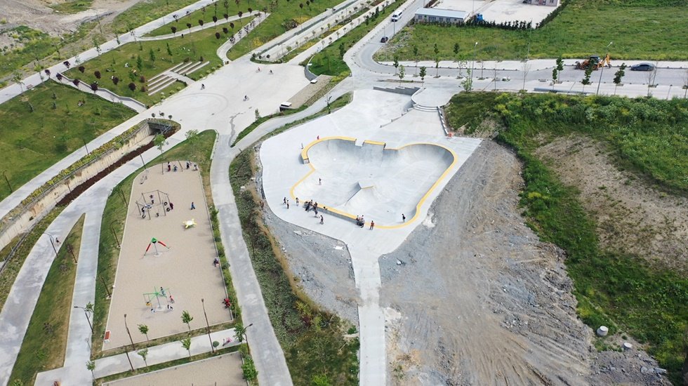 Beylikdüzü’nde 19 yeni parkın çalışmaları aynı gün başladı