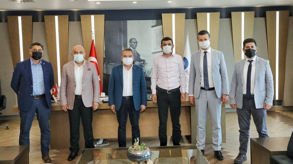 CHP'li 5 İl Başkanından&nbsp;Başkan B&ouml;cek&rsquo;e toplu ziyaret