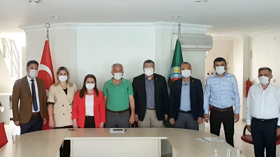 CHP&rsquo;nin &lsquo;Tarım Komisyonu&rsquo; &uuml;yeleri sahada