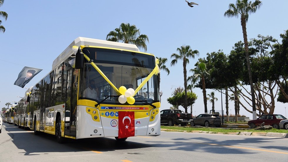 Mersin B&uuml;y&uuml;kşehir &ldquo;Sarı Limonları&rdquo; sefere başlattı