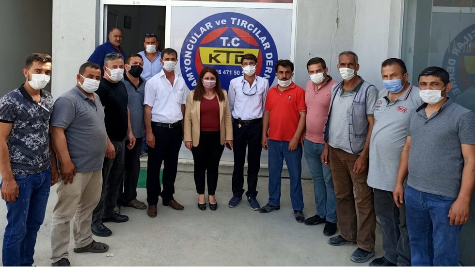 MTV, k&uuml;&ccedil;&uuml;k esnafı koruyacak şekilde yeniden d&uuml;zenlenmeli, vergiler d&uuml;ş&uuml;r&uuml;lmeli