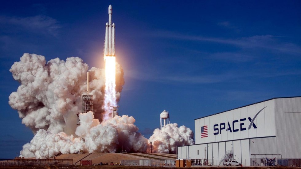 SpaceX, 60 internet uydusunu daha uzaya fırlattı