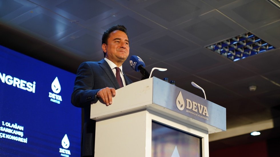 Babacan: &lsquo;Merkez Bankası&rsquo;nın d&ouml;viz rezervini eksi 60 milyar dolara indirdiler&rsquo;