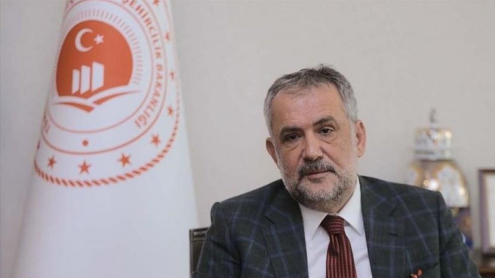 Bakan Yardımcısı Birpınar'ın bir bankadan maaş aldığı ortaya &ccedil;ıktı