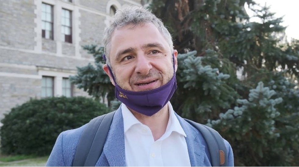 Boğazi&ccedil;i&rsquo;nde ders vermesi engellenen Er&ccedil;in'den a&ccedil;ıklama
