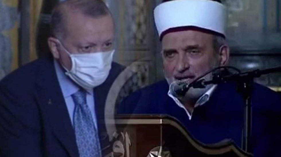 Diyanet&rsquo;ten, Ayasofya&rsquo;da Atat&uuml;rk&rsquo;e hakaret eden Demirkan&rsquo;a ilişkin a&ccedil;ıklama yapıldı