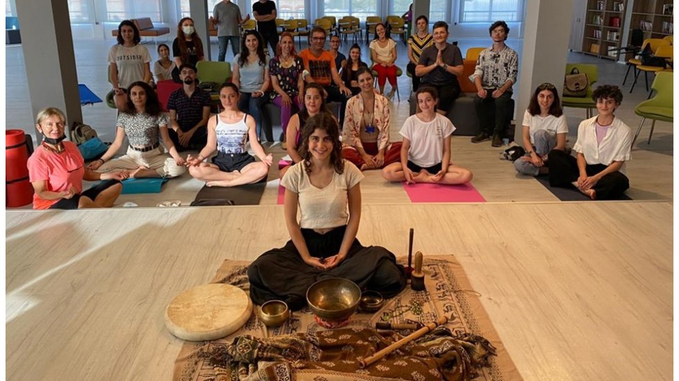Dünya Yoga Günü etkinliğine büyük ilgi