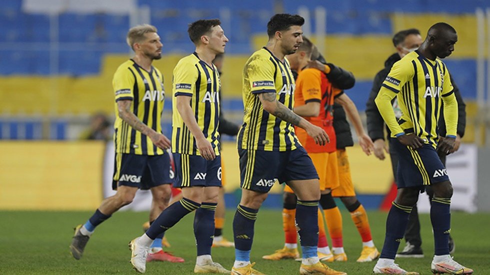 Fenerbahçe, Aurelio Buta'yı renklerine bağlamak istiyor