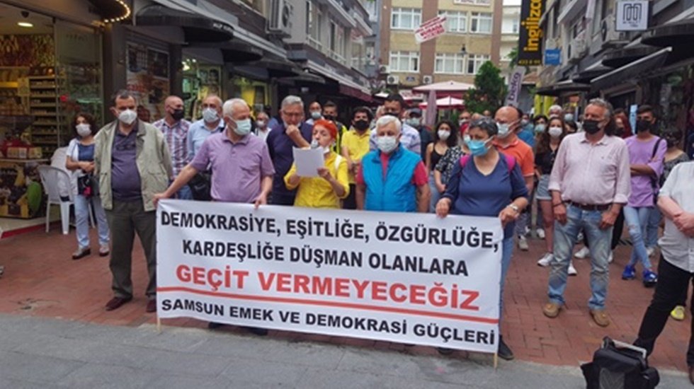 HDP Samsun: &ldquo;&Ccedil;ok a&ccedil;ıktır ki; bu saldırı planlı ve sistematik katliam girişimdir!&rdquo;