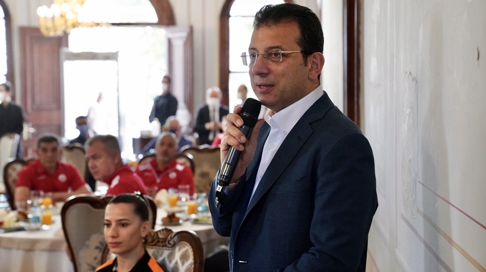 İmamoğlu: “Yenilikçi bir model olarak ‘Spor Kurulu’nu kurduk”