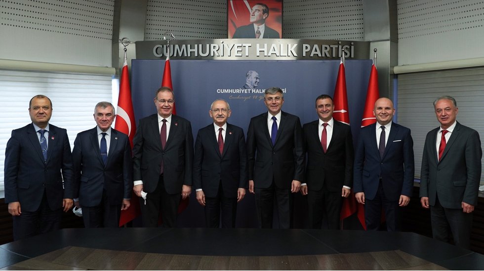 Kılı&ccedil;daroğlu, Hak ve &Ouml;zg&uuml;rl&uuml;kler Hareketi Başkanı ile g&ouml;r&uuml;şt&uuml;