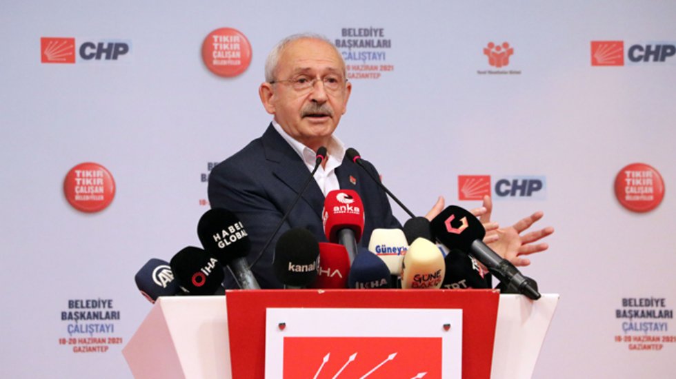 Kılı&ccedil;daroğlu'ndan 10 bin dolar tepkisi: Savcılar dut yemiş b&uuml;lb&uuml;l gibi