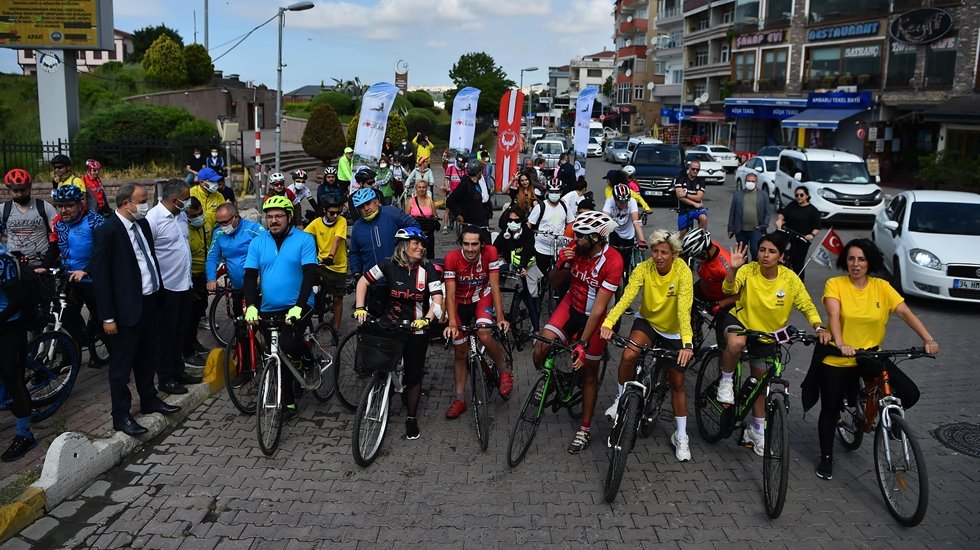 Pedallar sağlık i&ccedil;in &ccedil;evrildi