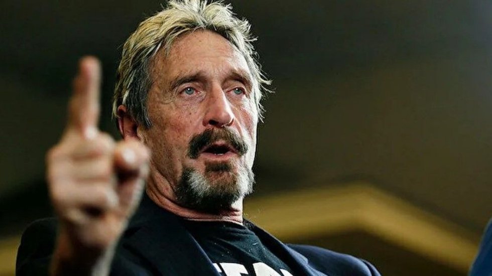 &Uuml;nl&uuml; yazılımcı, milyarder John McAfee cezaevinde &ouml;l&uuml; bulundu