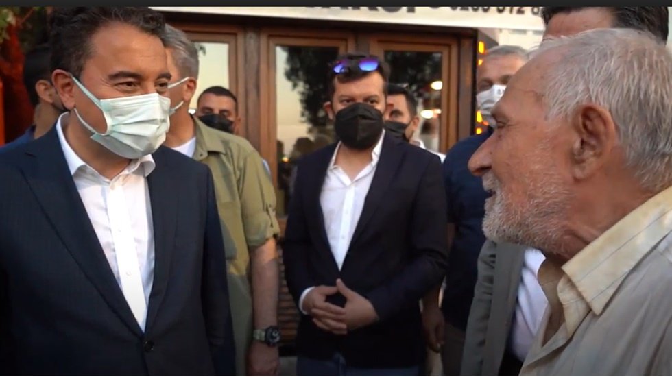 Vatandaştan ayrımcılık tepkisi: &rsquo;Erdoğan milleti birbirine d&uuml;ş&uuml;rd&uuml;&rsquo;