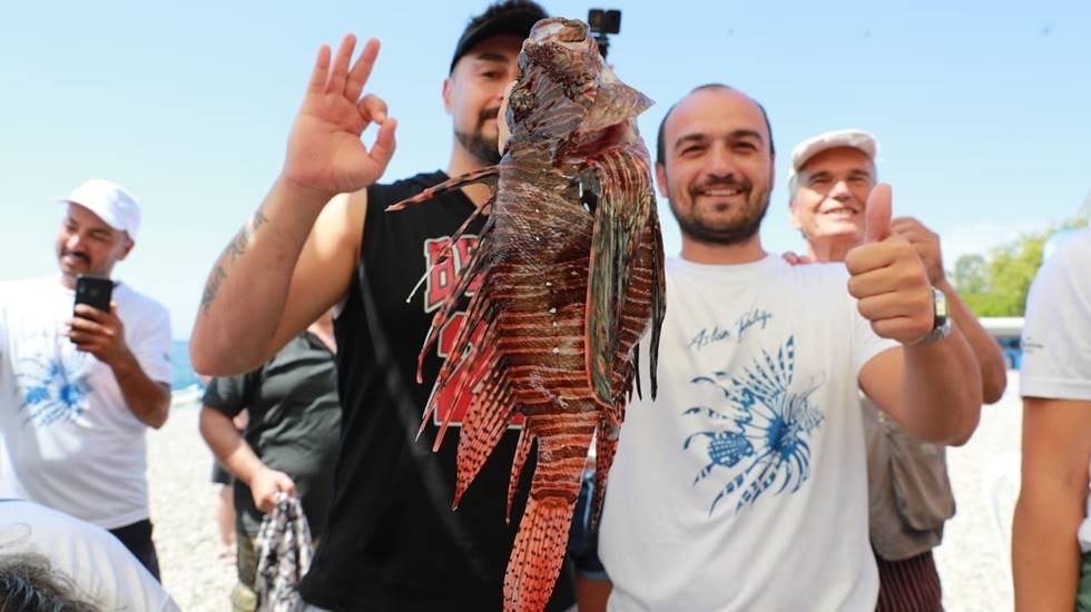 Akdeniz’de aslan balığı avı