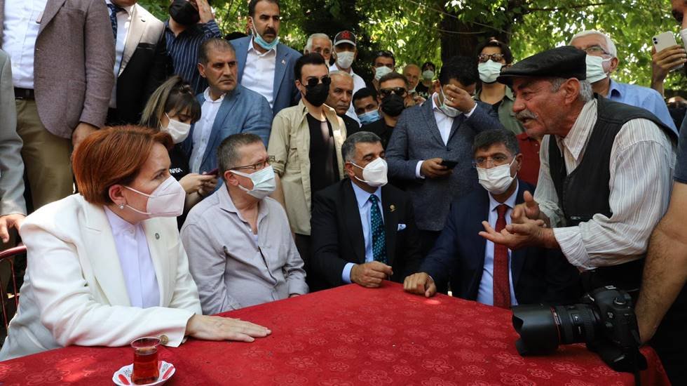Akşener'den, Kılı&ccedil;daroğlu'nun adaylığı yorumu: "Elbette hakkıdır"