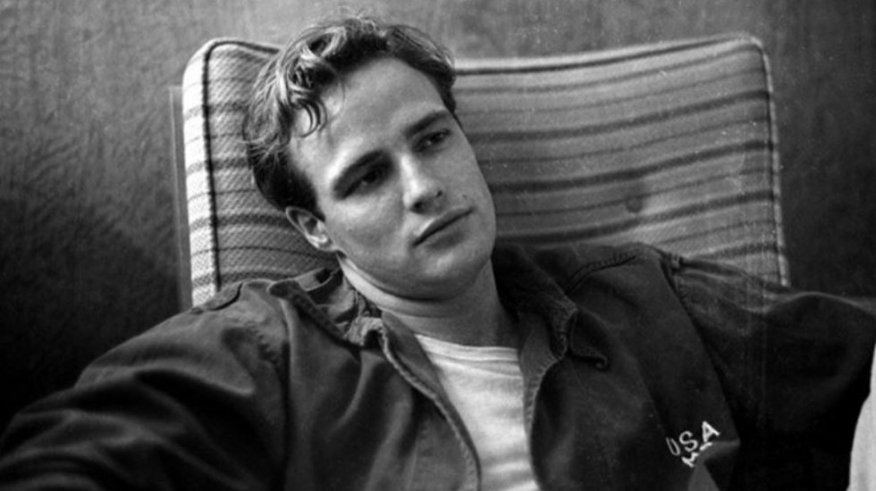 Baro seçimlerinde bu sefer de Marlon Brando'ya oy çıktı