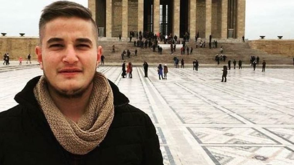 CHP'nin acı g&uuml;n&uuml;! Gen&ccedil;lik Kolları İl&ccedil;e Başkan Yardımcısı hayatını kaybetti