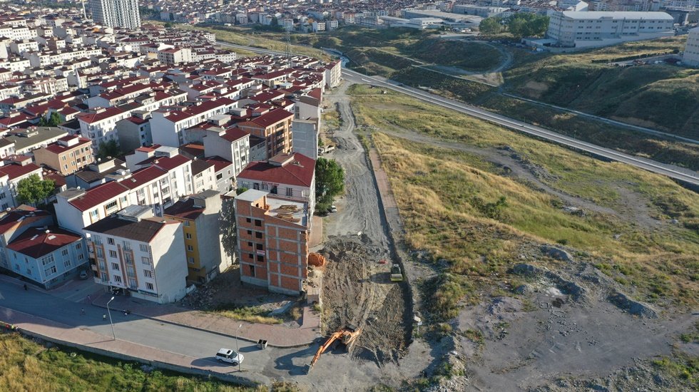 Esenyurt’ta dönüşüm devam ediyor