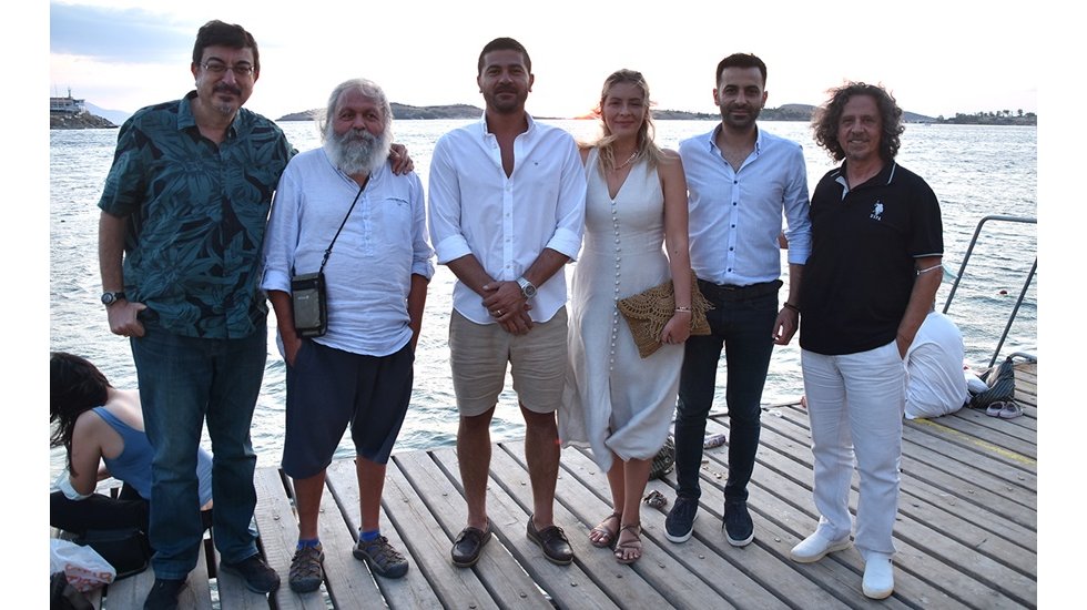 Fo&ccedil;a&rsquo;da yaşayan şair ve yazarlar Fo&ccedil;a&rsquo;yı anlattı