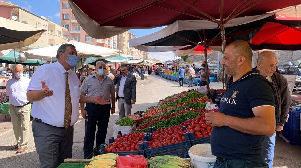 G&uuml;rer: &ldquo;Vatandaşın alım g&uuml;c&uuml; d&uuml;şt&uuml;. Ne alan ne satan memnun!&rdquo;