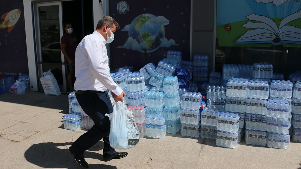 T&uuml;rkiye, Manavgat i&ccedil;in tek y&uuml;rek