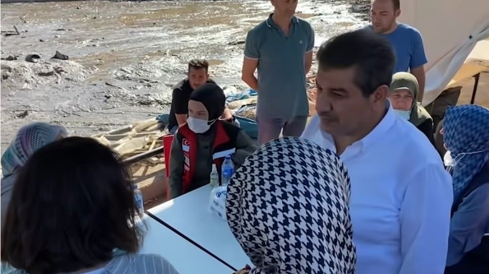 AKP&rsquo;li Tevfik G&ouml;ksu'ya Sel b&ouml;lgesinde tepki