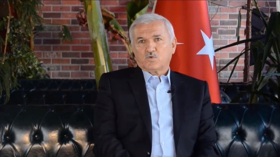 AKP'nin kurucu ismi konuştu: "Partinin y&uuml;zde 90'ı itiraf&ccedil;ı olacak"